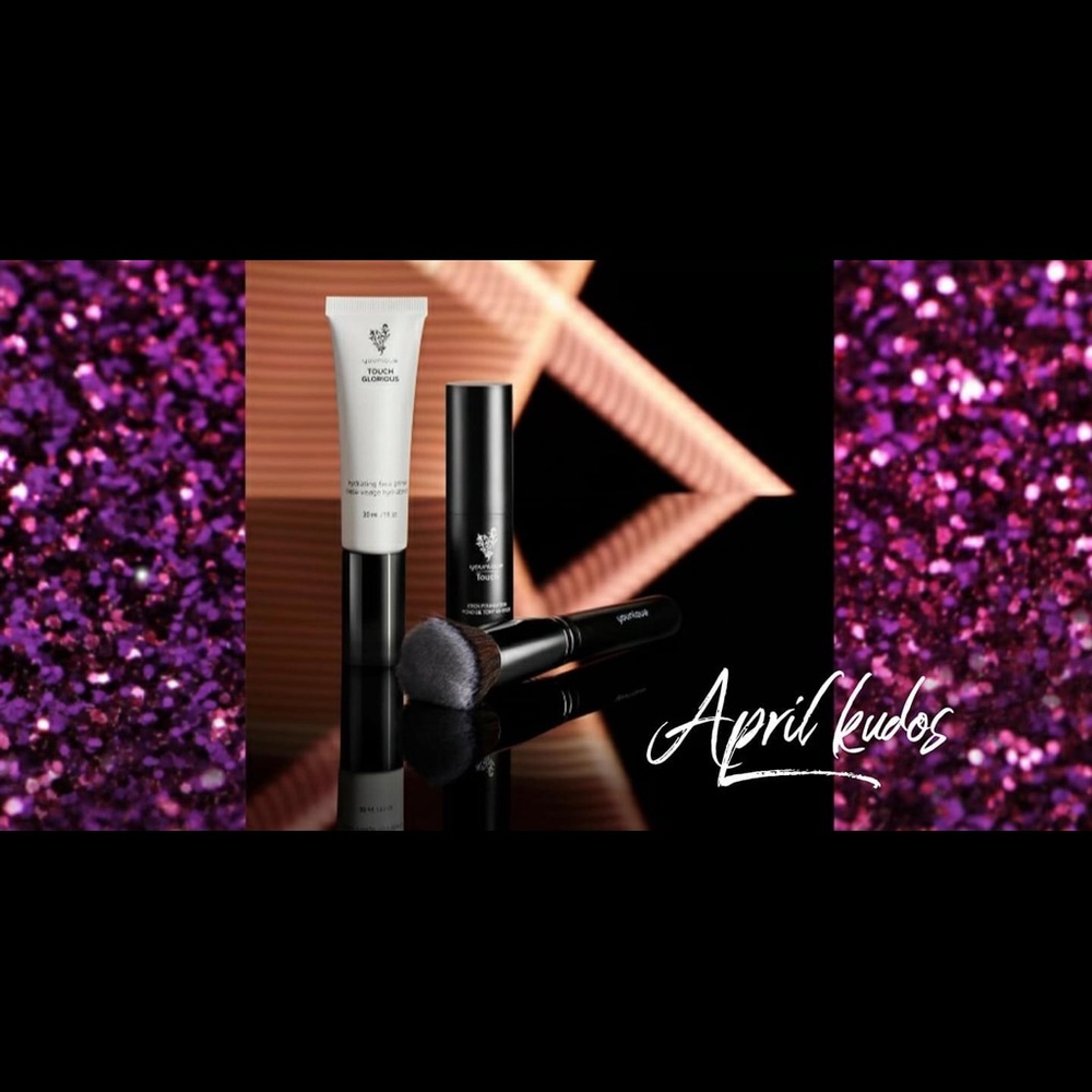 April’s Kudos makeup bundle